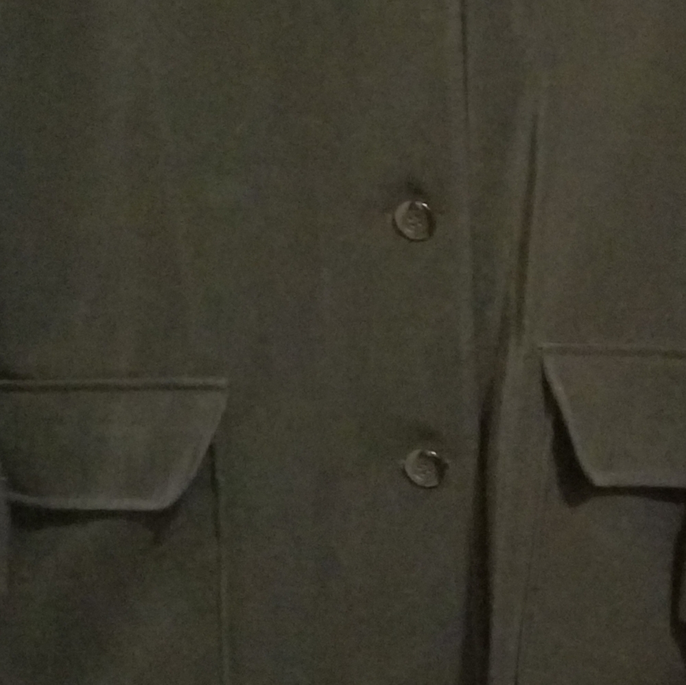 black jacket - Picture 2 of 4